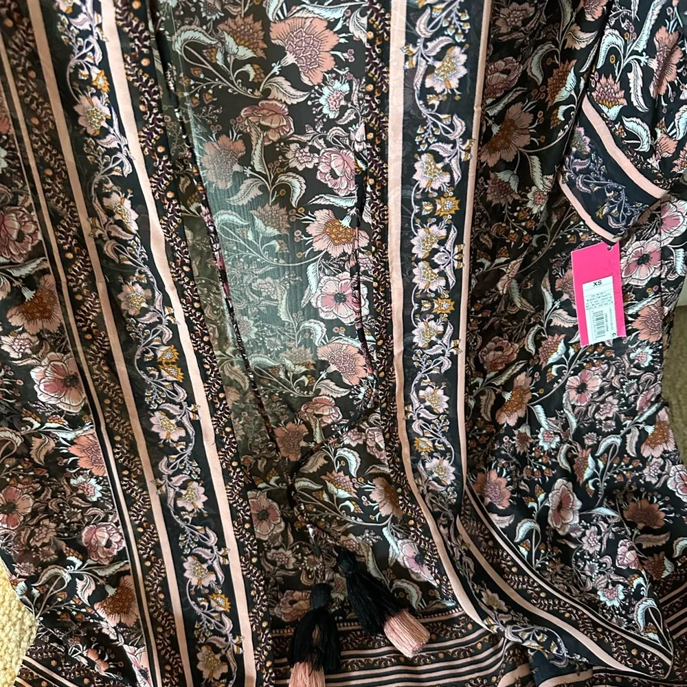 Kimono robe - Picture 2 of 4